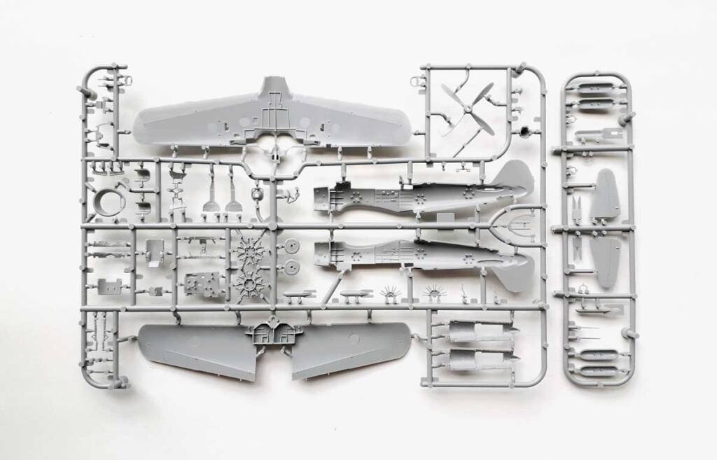 Zdjęcie dodatkowe produktu Nakajima Ki-84 Hayate 1:72 Arma Hobby 70052