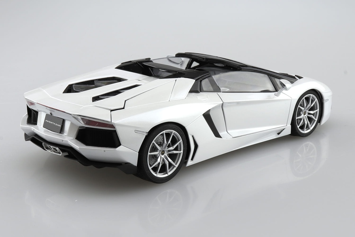 Zdjęcie dodatkowe produktu Lamborghini Aventador Roadster 1:24 Aoshima 058664