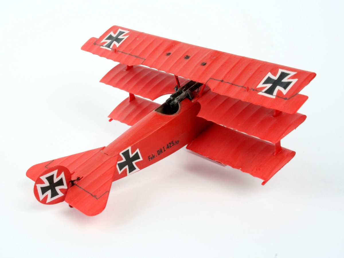 Zdjęcie dodatkowe produktu Fokker Dr. 1 Triplane 1:72 Revell 04116