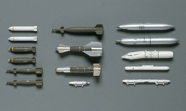 Zdjęcie dodatkowe produktu Zestaw amerykańskich bomb specjalnych (Aircraft Weapons II) 1:72 Hasegawa X72-2