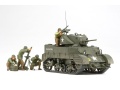 Zdjęcie główne produktu M5A1 Pursuit Operation (czołg lekki plus 4 figurki) 1:35 Tamiya 35313