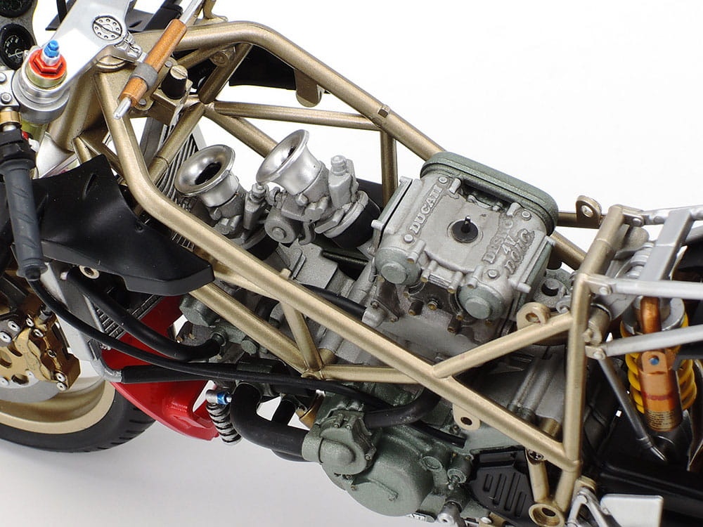 Zdjęcie dodatkowe produktu Ducati 916 1:12 Tamiya 14068