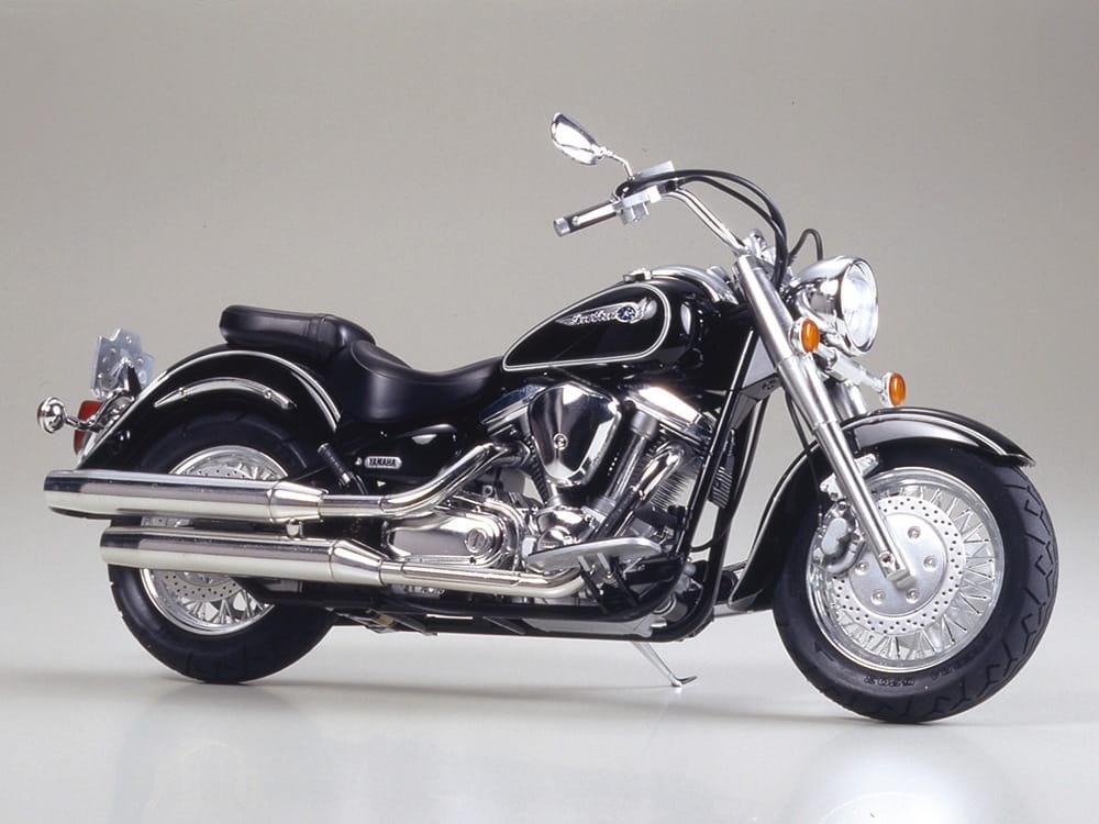 Zdjęcie główne produktu Yamaha XV1600 (Road Star) 1:12 Tamiya 14080