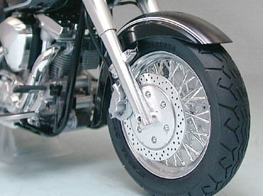 Zdjęcie dodatkowe produktu Yamaha XV1600 (Road Star) 1:12 Tamiya 14080