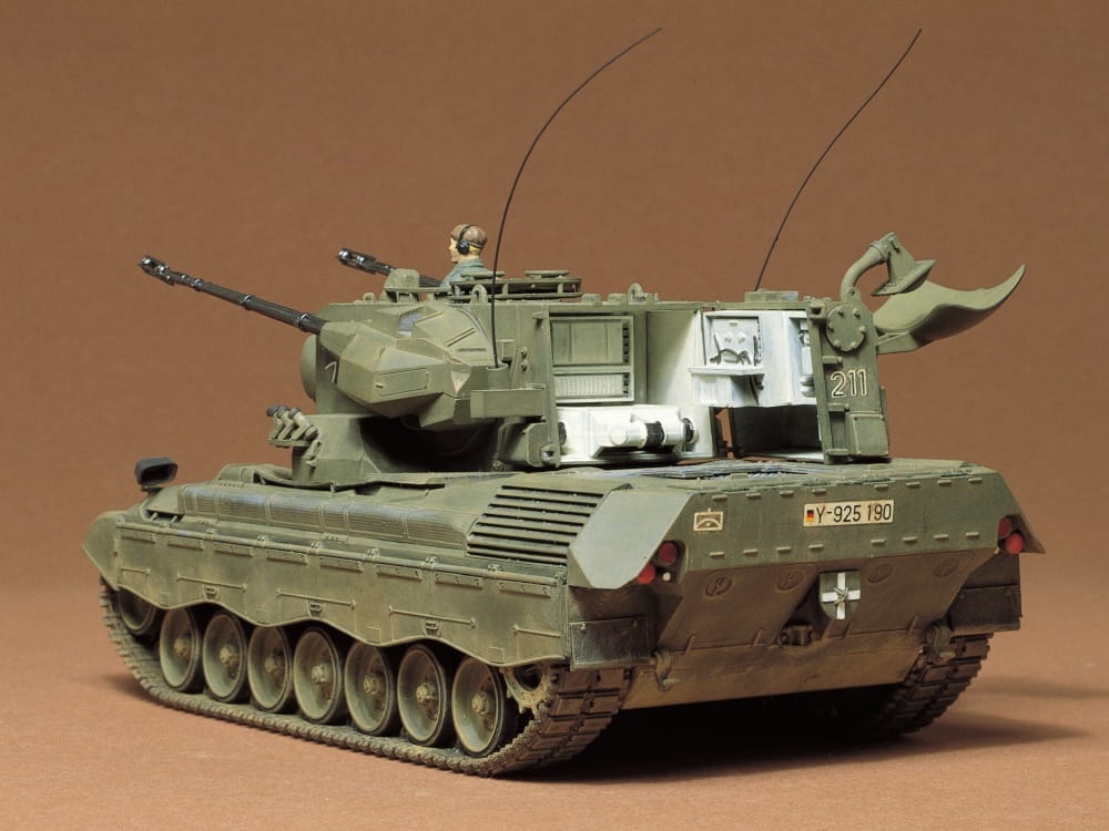 Zdjęcie dodatkowe produktu West German Flakpanzer Gepard 1:35 Tamiya 35099