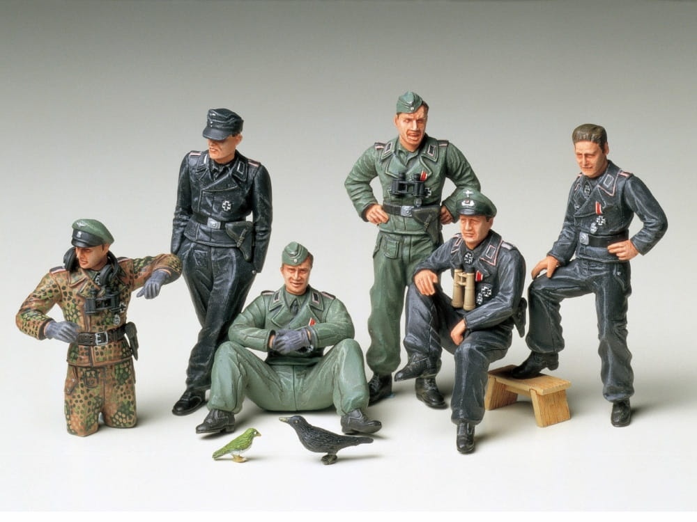 Zdjęcie dodatkowe produktu German Tank Crew at Rest 1:35 Tamiya 35201