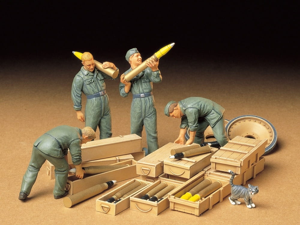Zdjęcie dodatkowe produktu German Tank Ammo-Loading Crew 1:35 Tamiya 35188