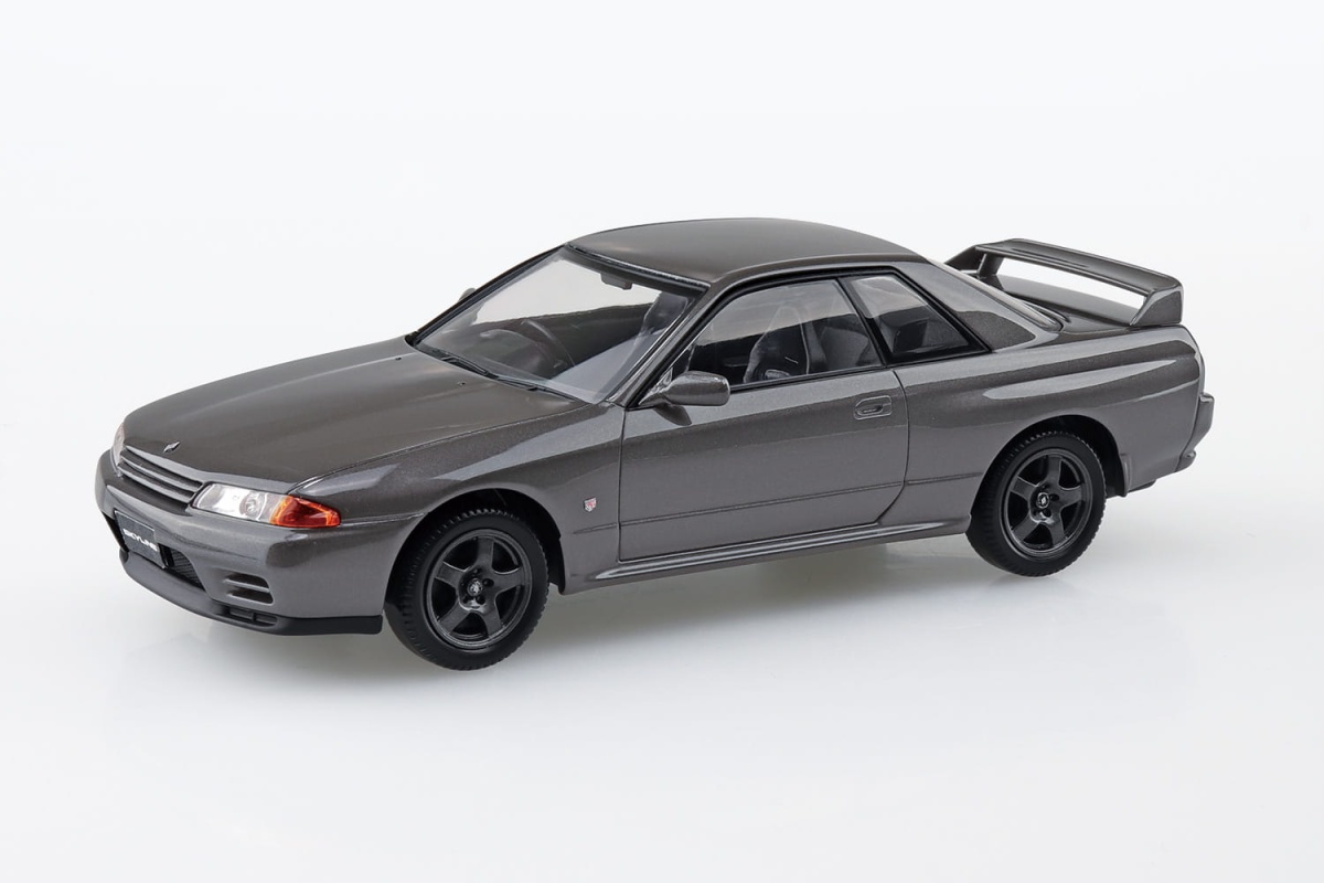 Zdjęcie dodatkowe produktu Nissan Skyline R32 GT-R (Gun-Gray Metallic) SNAP KIT 1:32 Aoshima 063538