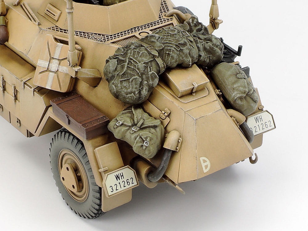 Zdjęcie dodatkowe produktu Sd.Kfz. 223 (German Armored Car) 1:35 Tamiya 35268