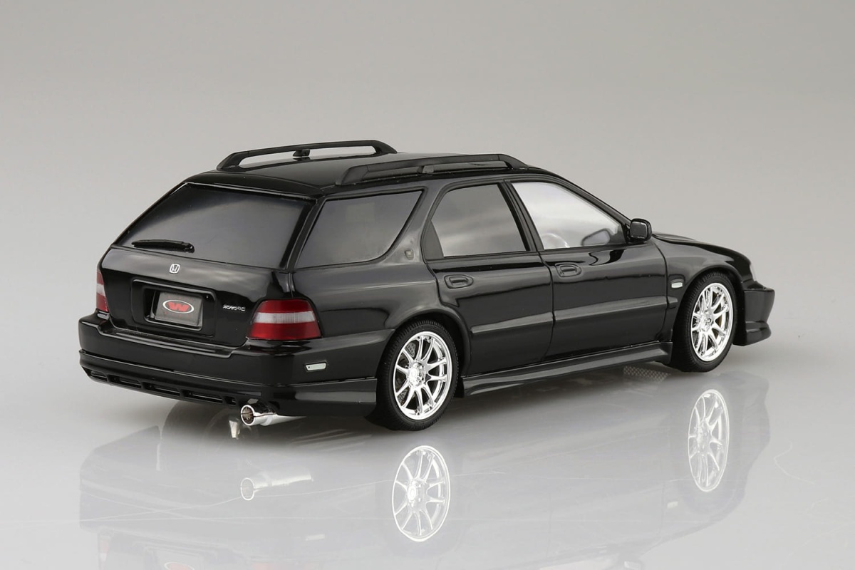 Zdjęcie dodatkowe produktu Honda Accord Wagon Wingswest CF2 '96 1:24 Aoshima 058039