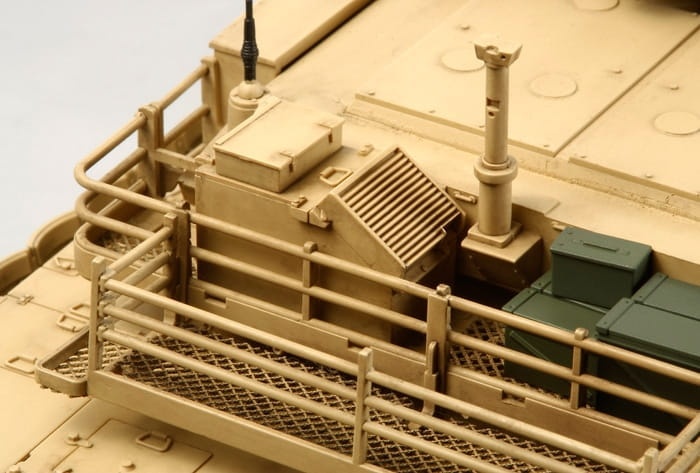 Zdjęcie dodatkowe produktu US Main Battle Tank M1A2 SEP Abrams Tusk II 1:35 Tamiya 35326