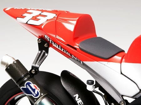 Zdjęcie dodatkowe produktu Yamaha YZR-M1 '04 1:12 Tamiya 14100
