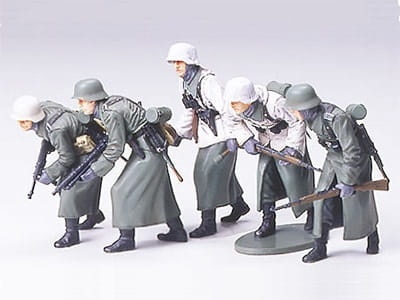 Zdjęcie dodatkowe produktu German Assault Infantry w/Winter Gear 1:35 Tamiya 35256