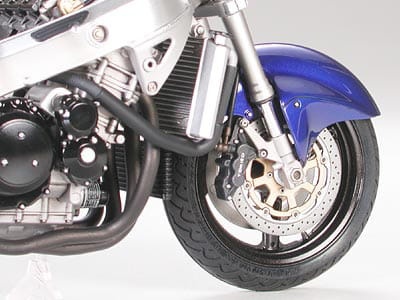 Zdjęcie dodatkowe produktu Suzuki Hayabusa 1300 (GSX1300R) 1:12 Tamiya 14090