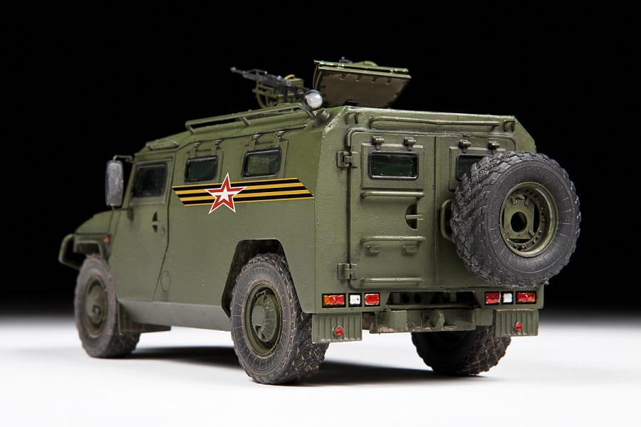 Zdjęcie dodatkowe produktu GAZ-233014 Tiger 1:35 Zvezda 3668