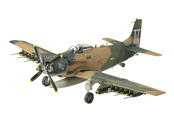 Zdjęcie główne produktu A-1J Skyraider (US Air Force) 1:48 Tamiya 61073
