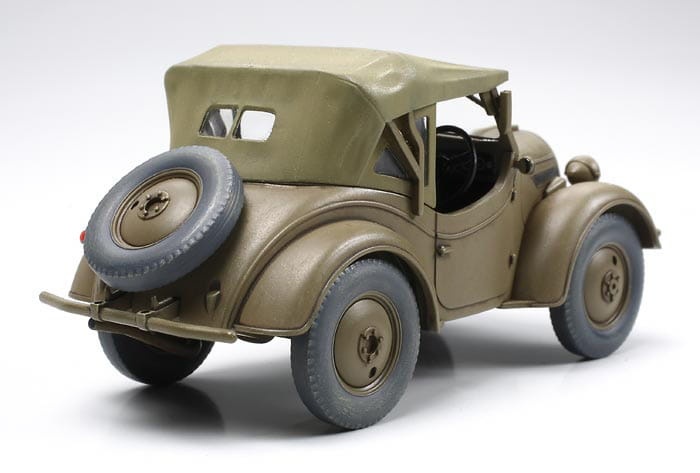Zdjęcie dodatkowe produktu Kawasaki Ki-61-Id Hien (Tony) & 4x4 Light Vehicle Kurogane Set 1:48 Tamiya 25203