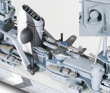 Zdjęcie dodatkowe produktu Heavy Cruiser Prinz Eugen (German) 1:700 Tamiya 31805