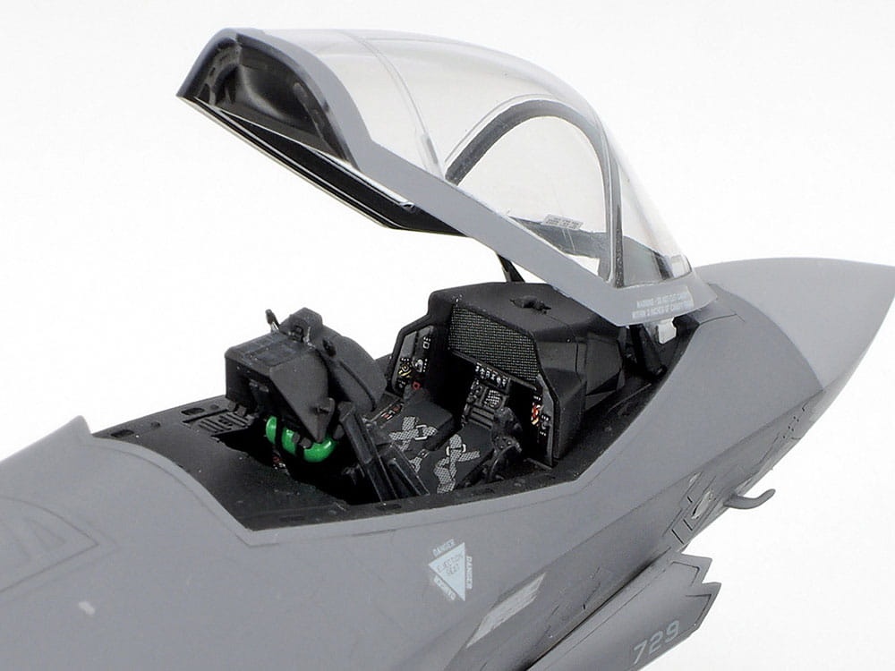 Zdjęcie dodatkowe produktu Lockheed Martin F-35A Lightning II 1:72 Tamiya 60792