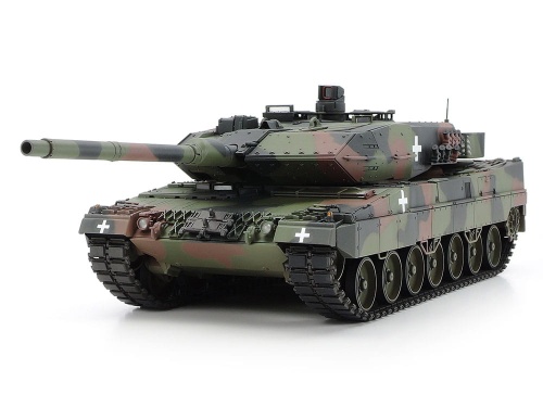 Leopard 2 A6 Tank ``United Kingdom'' 1:35 Tamiya 25207