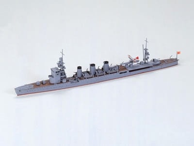 Zdjęcie główne produktu Japanese Light Cruiser Natori 1:700 Tamiya 31320
