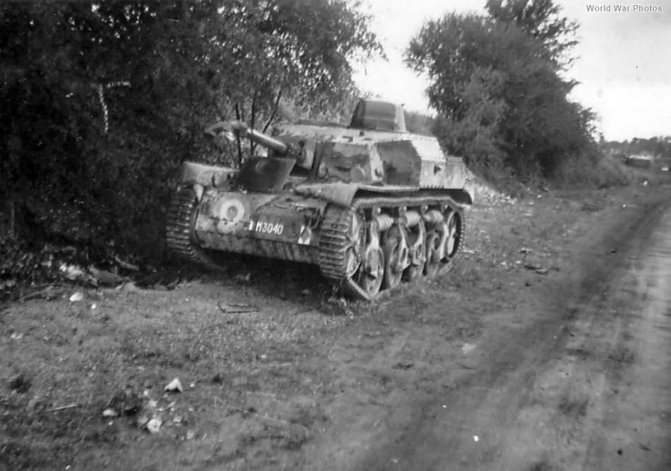 Zdjęcie dodatkowe produktu Francuski niszczyciel czołgów AMR35 ZT3 1:72 First To Fight PL103