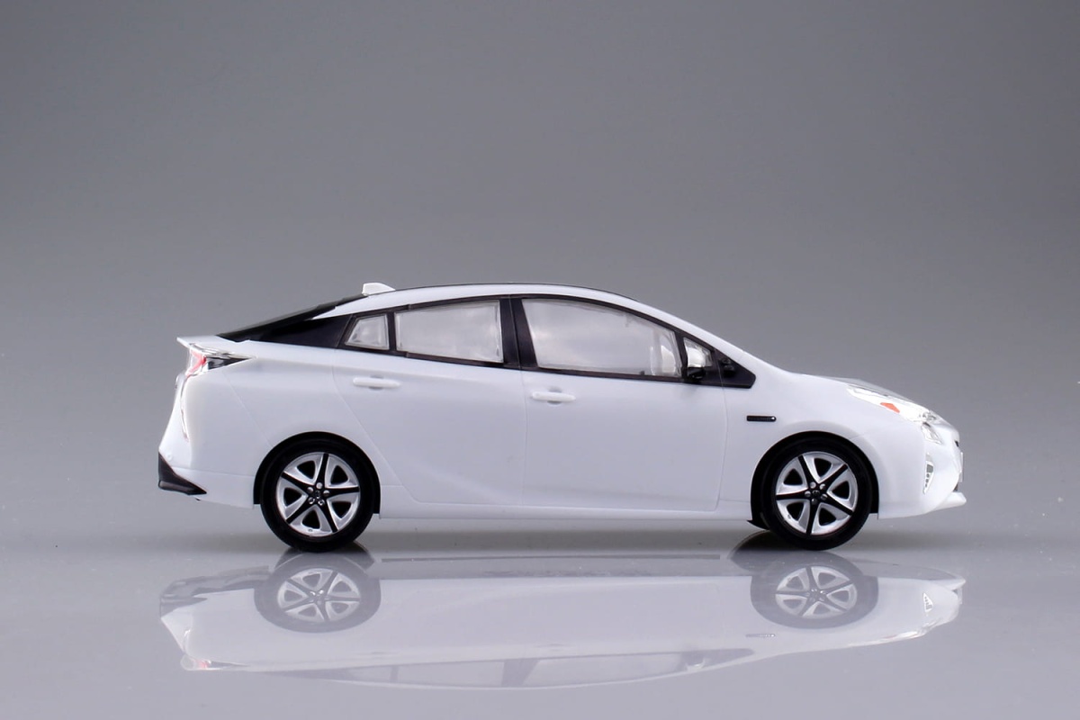 Zdjęcie dodatkowe produktu Toyota Prius (Super White II) SNAP KIT 1:32 Aoshima 054161
