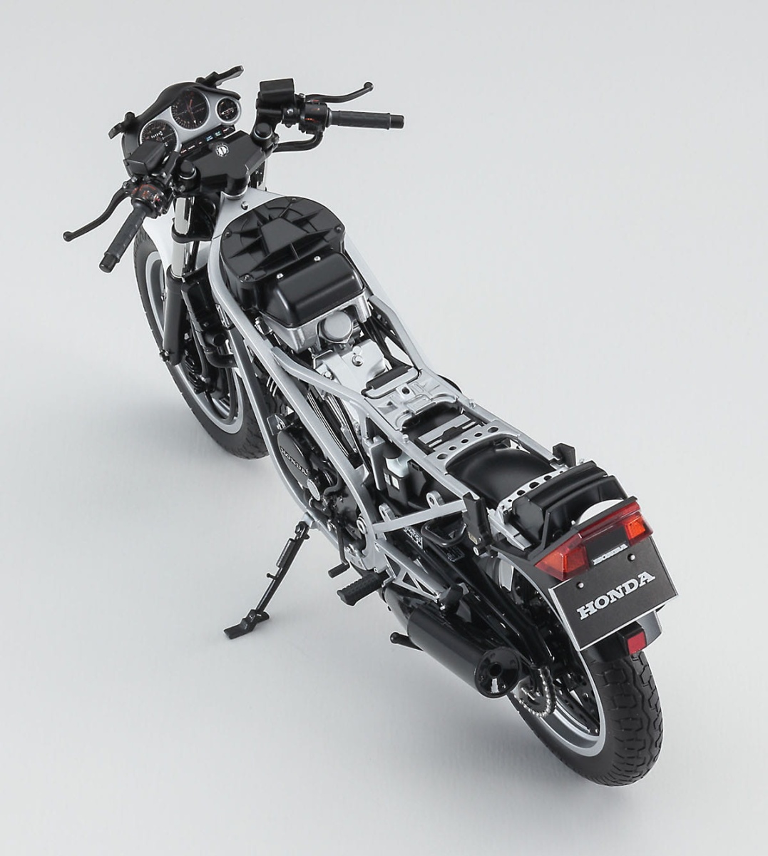 Zdjęcie dodatkowe produktu Honda VT250F (MC08) (1984) 1:12 Hasegawa BK14