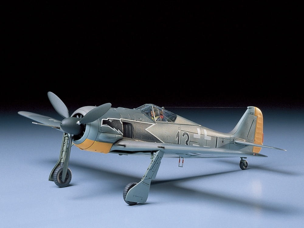 Zdjęcie dodatkowe produktu Focke-Wulf Fw 190 A-3 1:48 Tamiya 61037