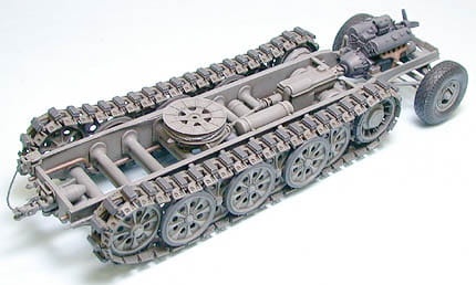 Zdjęcie dodatkowe produktu German 18ton Heavy Half-Track FAMO 1:35 Tamiya 35239
