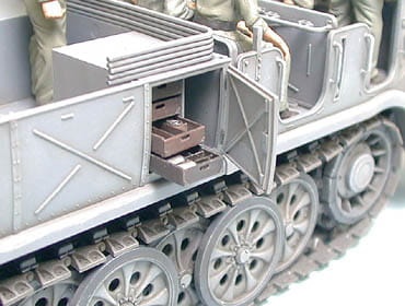 Zdjęcie dodatkowe produktu German 18ton Heavy Half-Track FAMO 1:35 Tamiya 35239