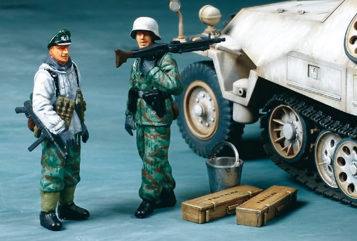 Zdjęcie dodatkowe produktu Mtl.SPW. Sd.Kfz.251/1 Ausf.D 1:48 Tamiya 32564