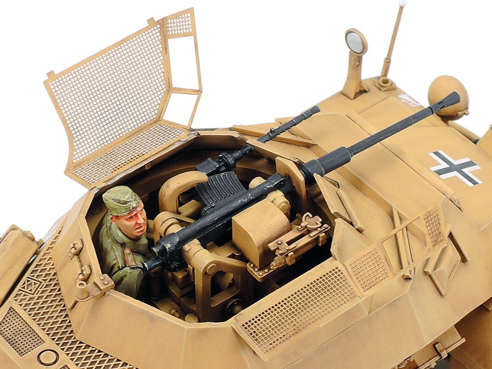 Zdjęcie dodatkowe produktu Sd.Kfz.222 Leichter Panzerspahwagen Afrika-Korps 1:35 Tamiya 35286