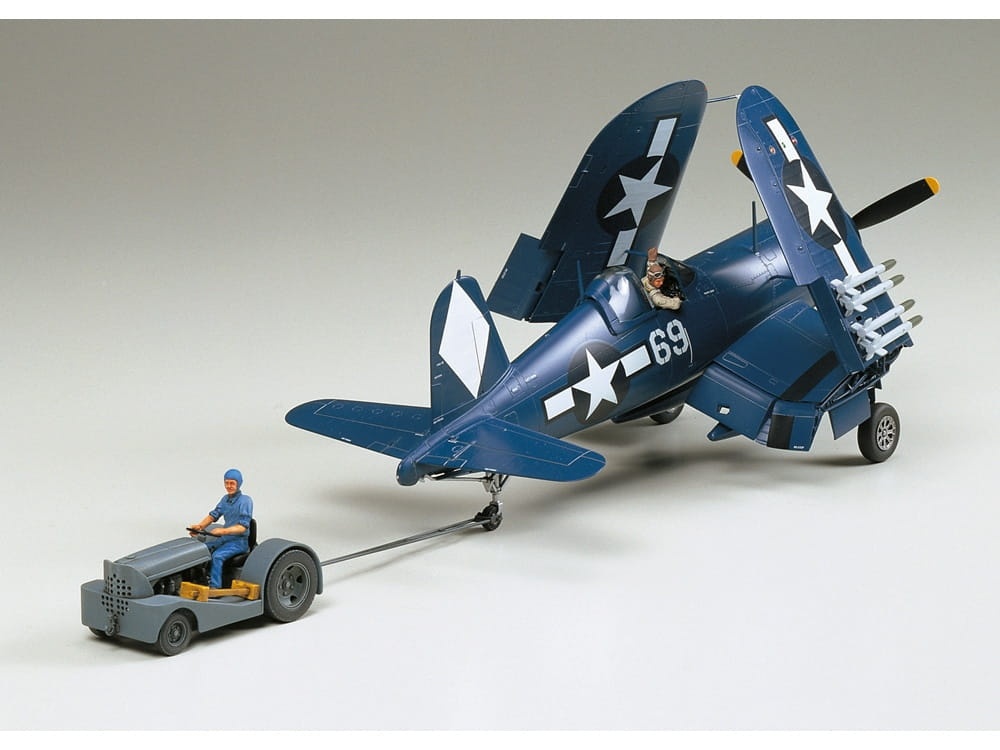 Zdjęcie dodatkowe produktu Vought F4U-1D Corsair w/Moto-Tug 1:48 Tamiya 61085