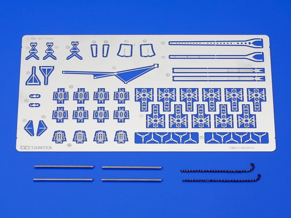 Zdjęcie dodatkowe produktu Japanese Aircraft Carrying Cruiser Mogami 1:350 Tamiya 78021