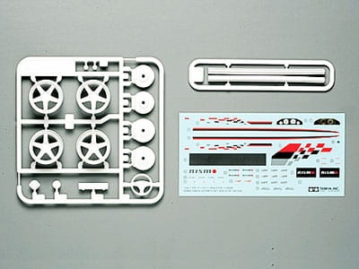 Zdjęcie dodatkowe produktu Nissan GT-R R34 Nismo Dress-Up Parts Set 1:24 Tamiya 12608