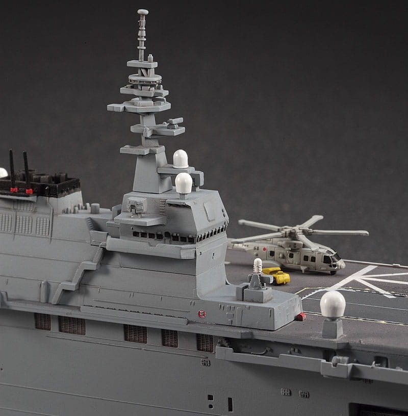 Zdjęcie dodatkowe produktu Izumo JMSDF Destroyer 1:700 Hasegawa WL031