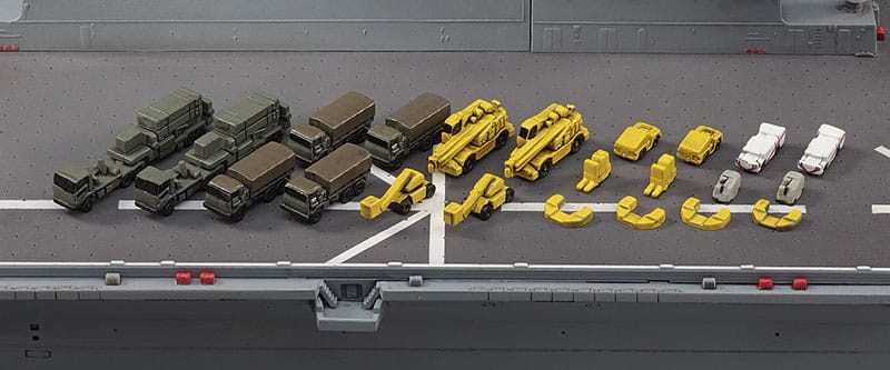 Zdjęcie dodatkowe produktu Izumo JMSDF Destroyer 1:700 Hasegawa WL031
