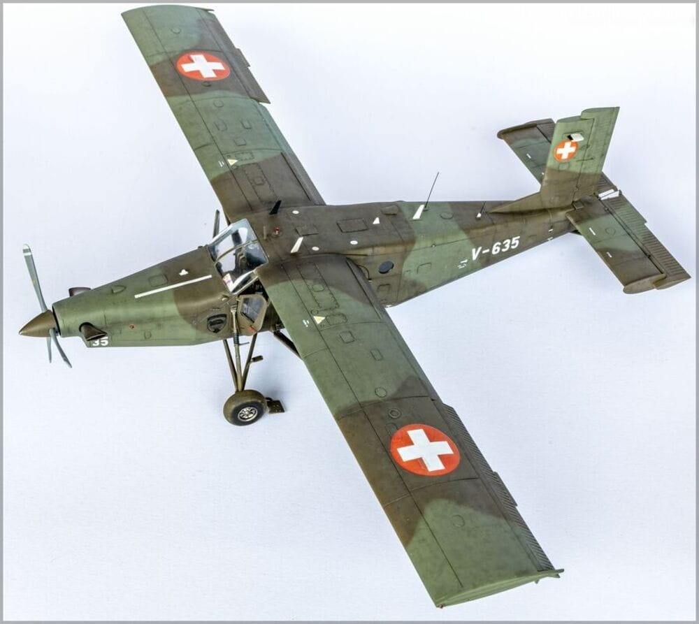 Zdjęcie dodatkowe produktu Pilatus PC-6 B2/H2 Turbo Porter 1:48 Heller 35410 STARTER KIT