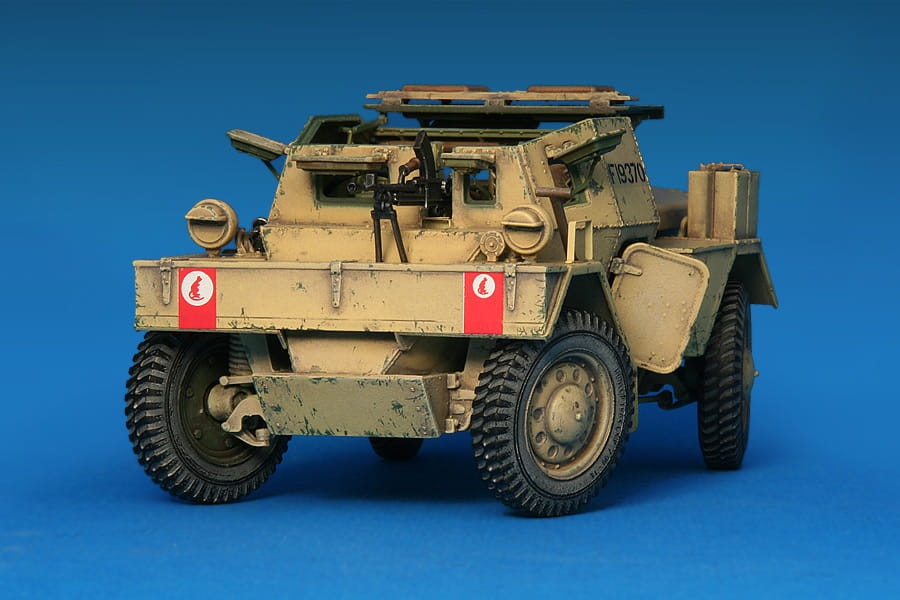 Zdjęcie dodatkowe produktu Dingo Mk.1b British Scout Car W/crew 1:35 MiniArt 35067