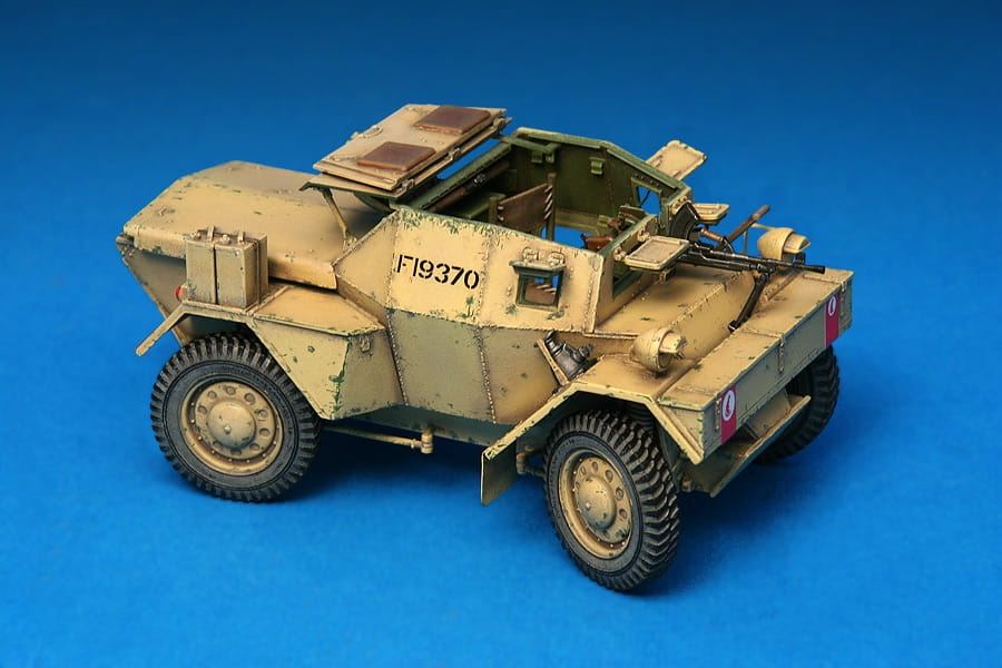 Zdjęcie dodatkowe produktu Dingo Mk.1b British Scout Car W/crew 1:35 MiniArt 35067