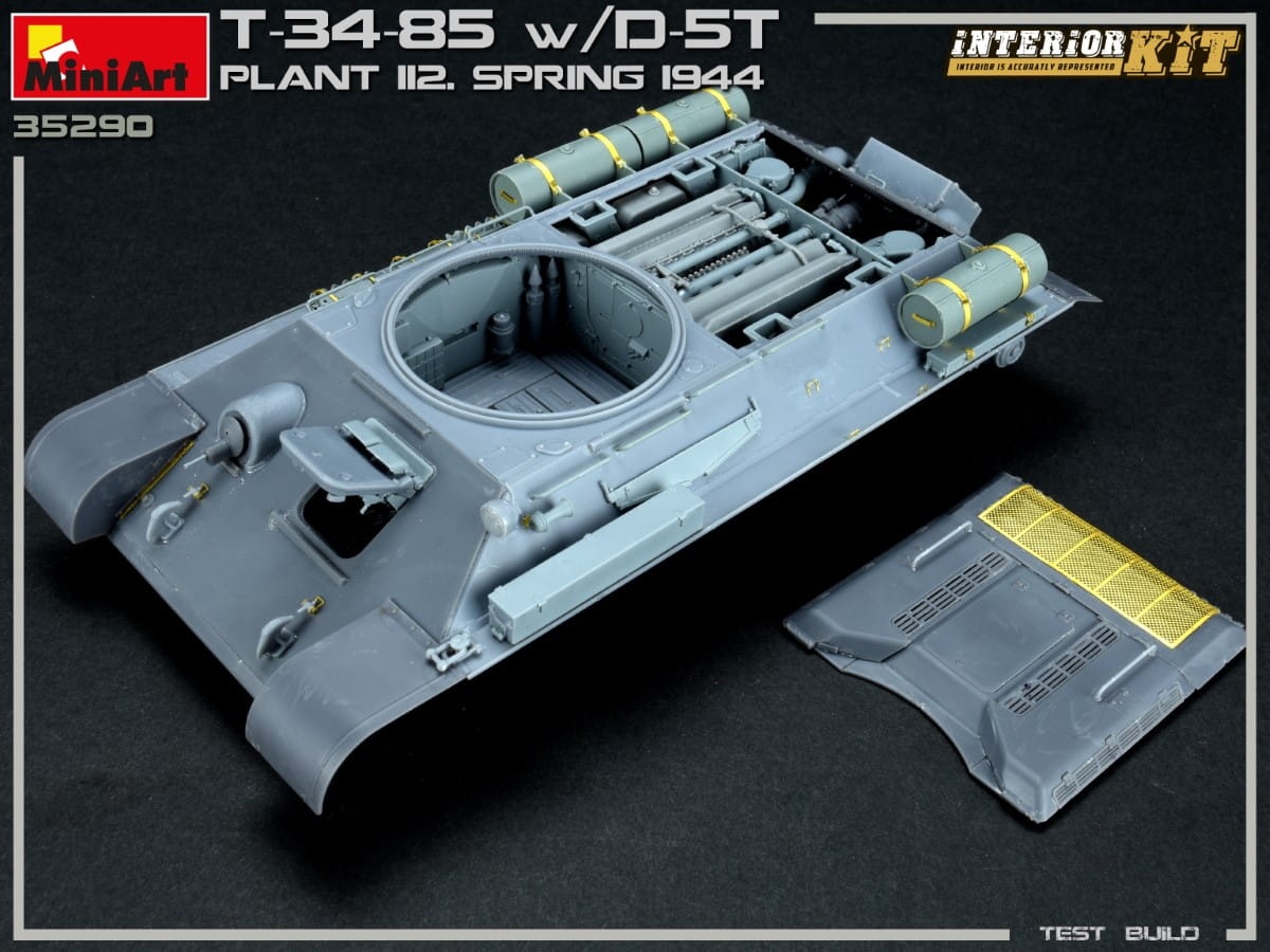 Zdjęcie dodatkowe produktu T-34/85 W/d-5t. Plant 112. Spring 1944. Interior Kit 1:35 MiniArt 35290