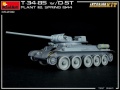Zdjęcie dodatkowe produktu T-34/85 W/d-5t. Plant 112. Spring 1944. Interior Kit 1:35 MiniArt 35290