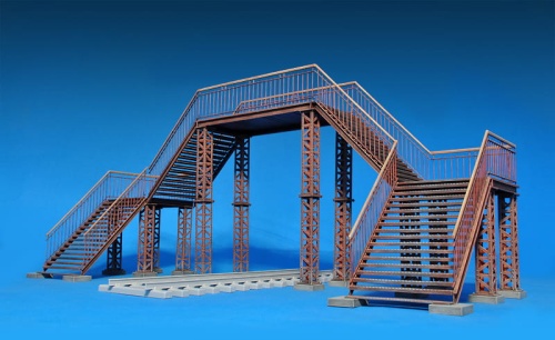 Pedestrian Bridge 1:35 MiniArt 35522