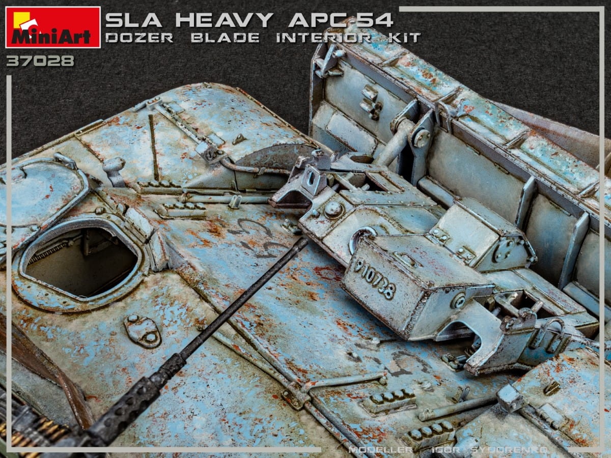 Zdjęcie dodatkowe produktu Sla Apc T-54 W/dozer Blade. Interior Kit 1:35 MiniArt 37028