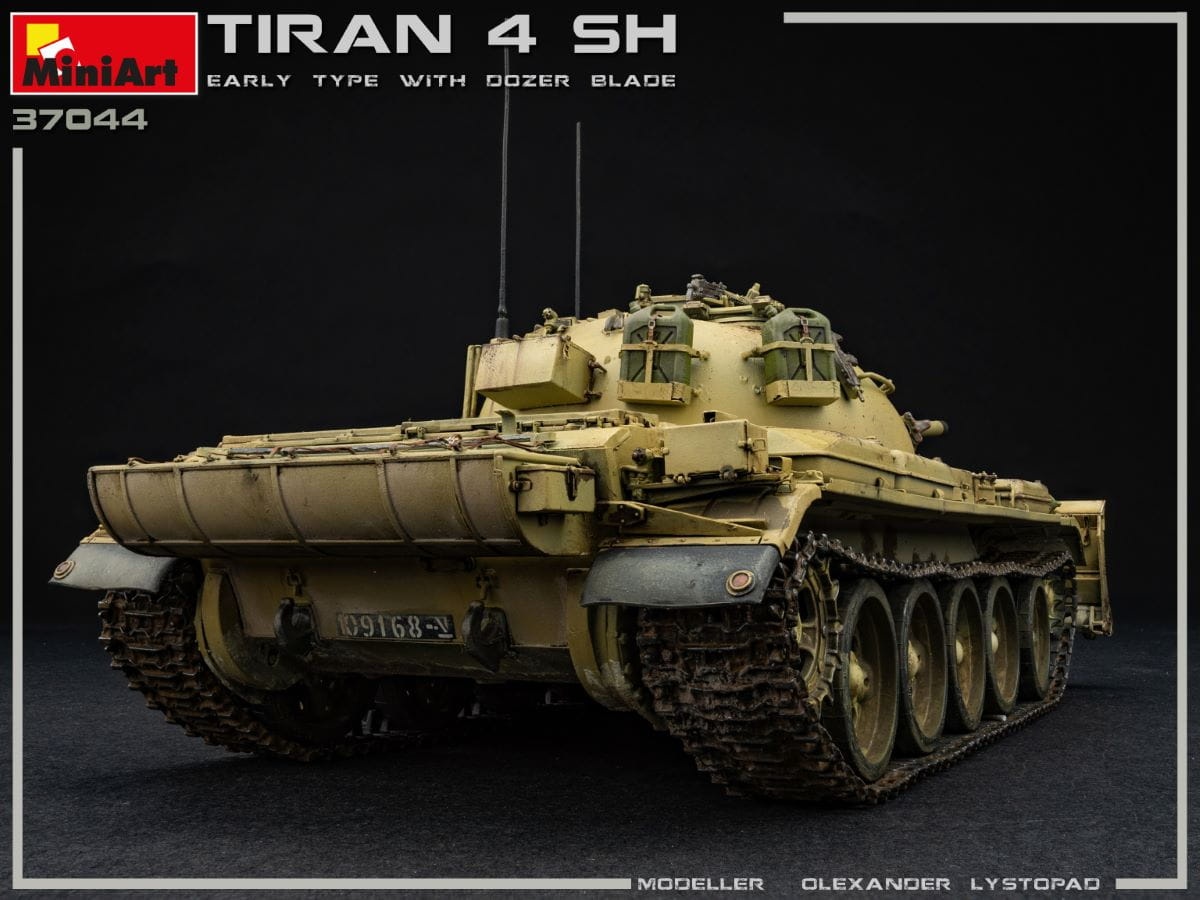 Zdjęcie dodatkowe produktu Tiran 4 Sharir Early Type W/dozer Blade 1:35 MiniArt 37044