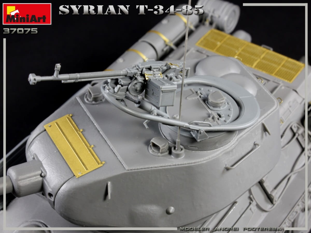 Zdjęcie dodatkowe produktu Syrian T-34/85 1:35 MiniArt 37075