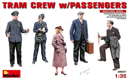 Tram Crew W/passengers 1:35 MiniArt 38007