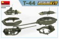 Zdjęcie dodatkowe produktu T-44 with Interior Kit 1:35 MiniArt 35356