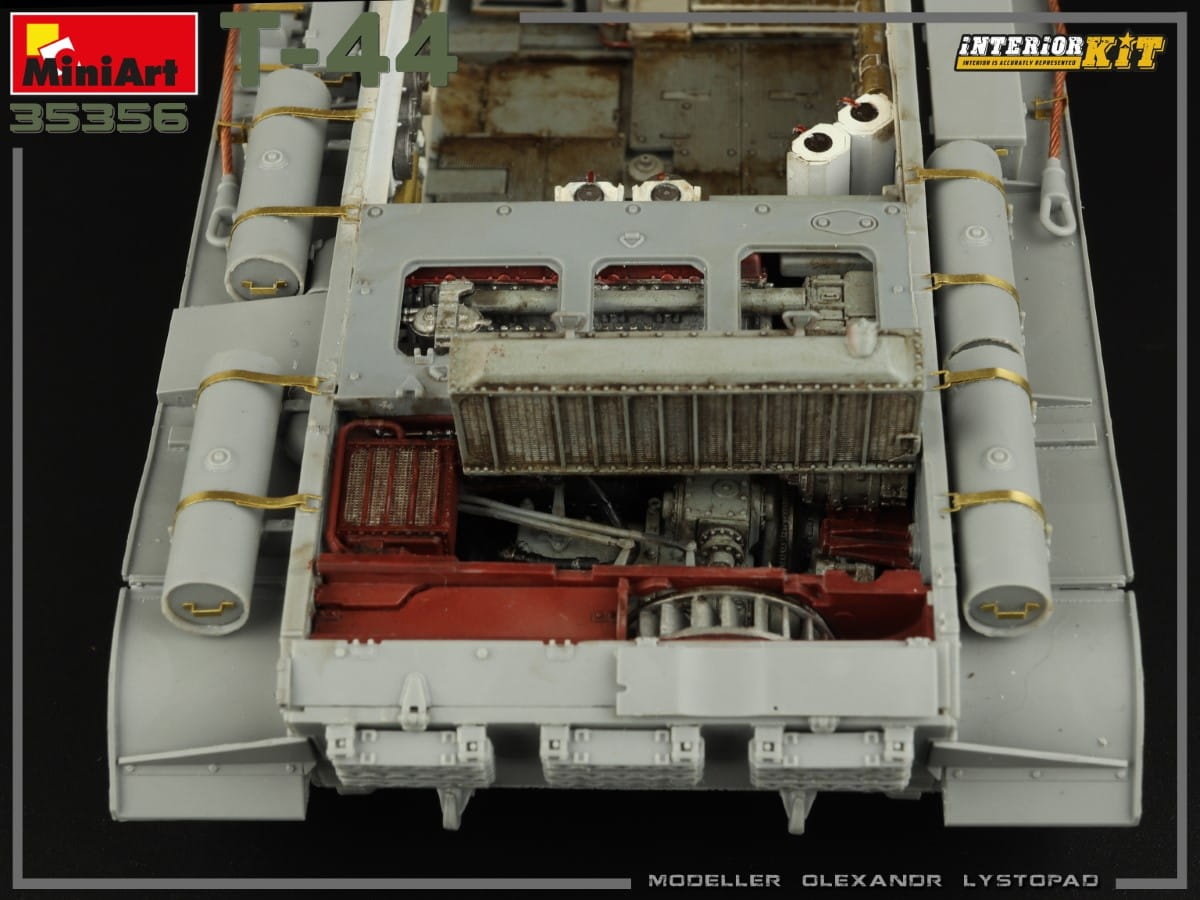 Zdjęcie dodatkowe produktu T-44 with Interior Kit 1:35 MiniArt 35356